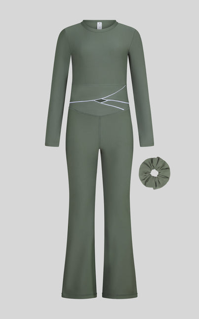 The Crossover Ribbed Set