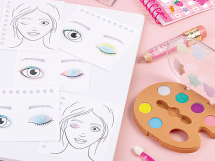 Work of Art Cosmetic Set